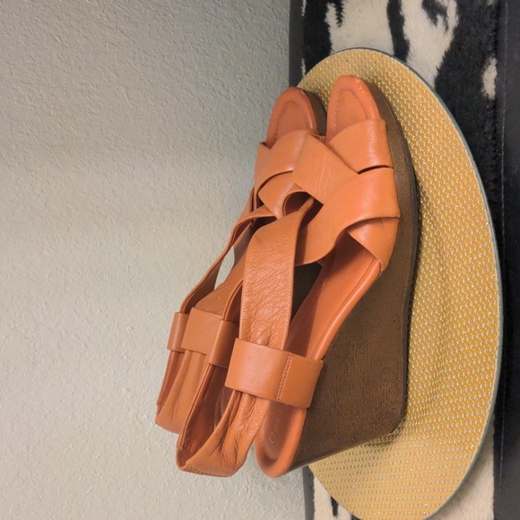 COLE HAAN Designer Terracotta Orange BUTTERY SOFT Leather Strappy Sandals 9.5B - Picture 3 of 9